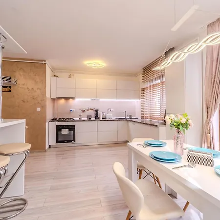 Lucas Apartment *