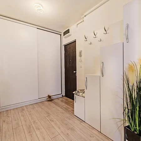 Lucas Apartment *